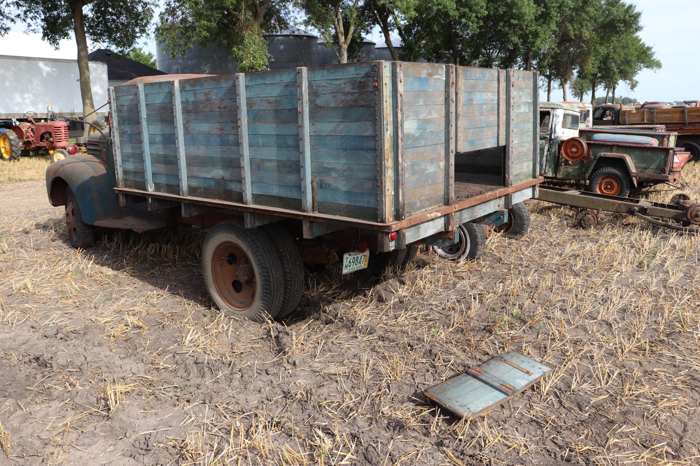 FORD SINGLE AXLE GRAIN TRUCK, 10' WOOD BOX,