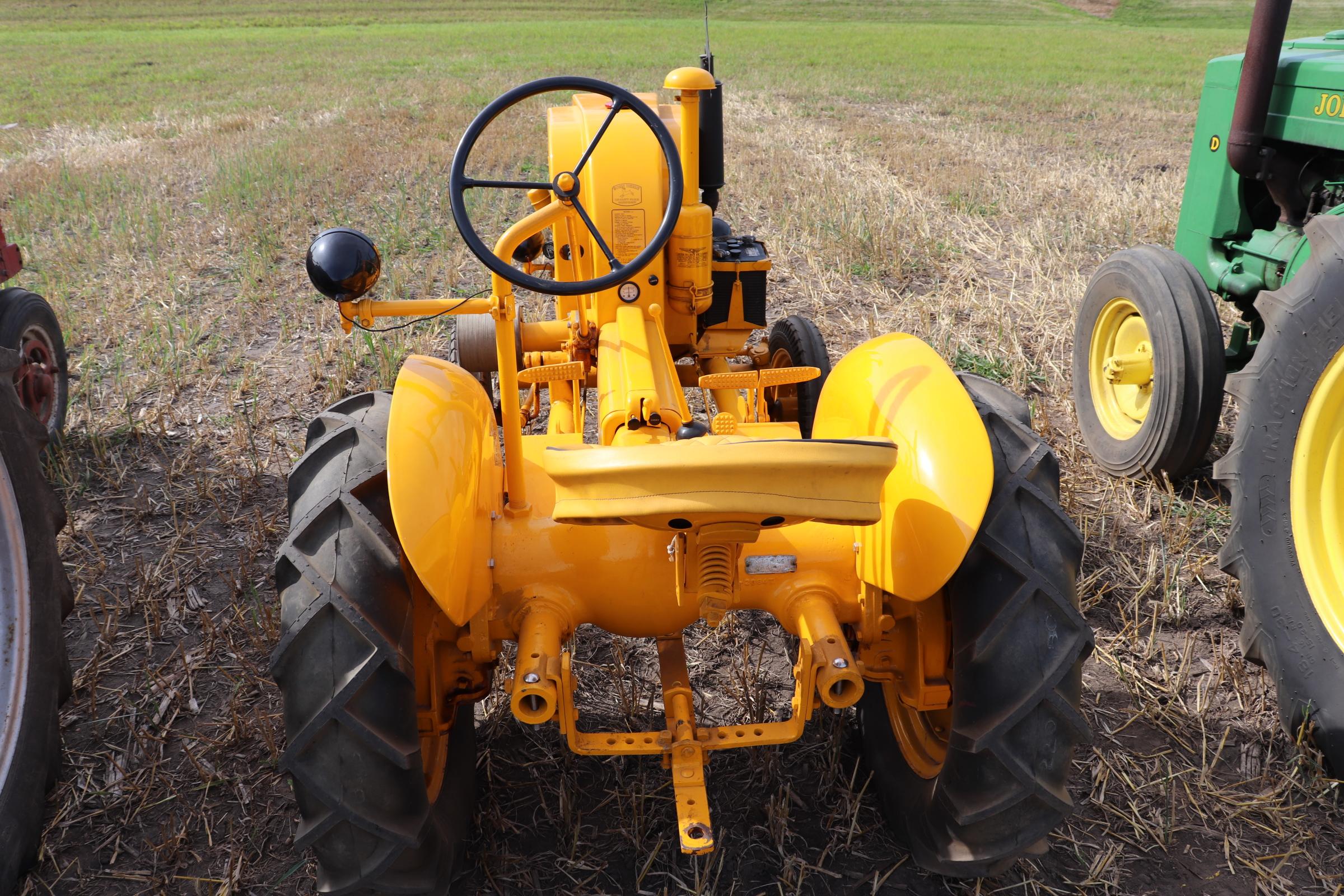 1945 JOHN DEERE LI, RESTORED, NEW 7.50-22 REAR