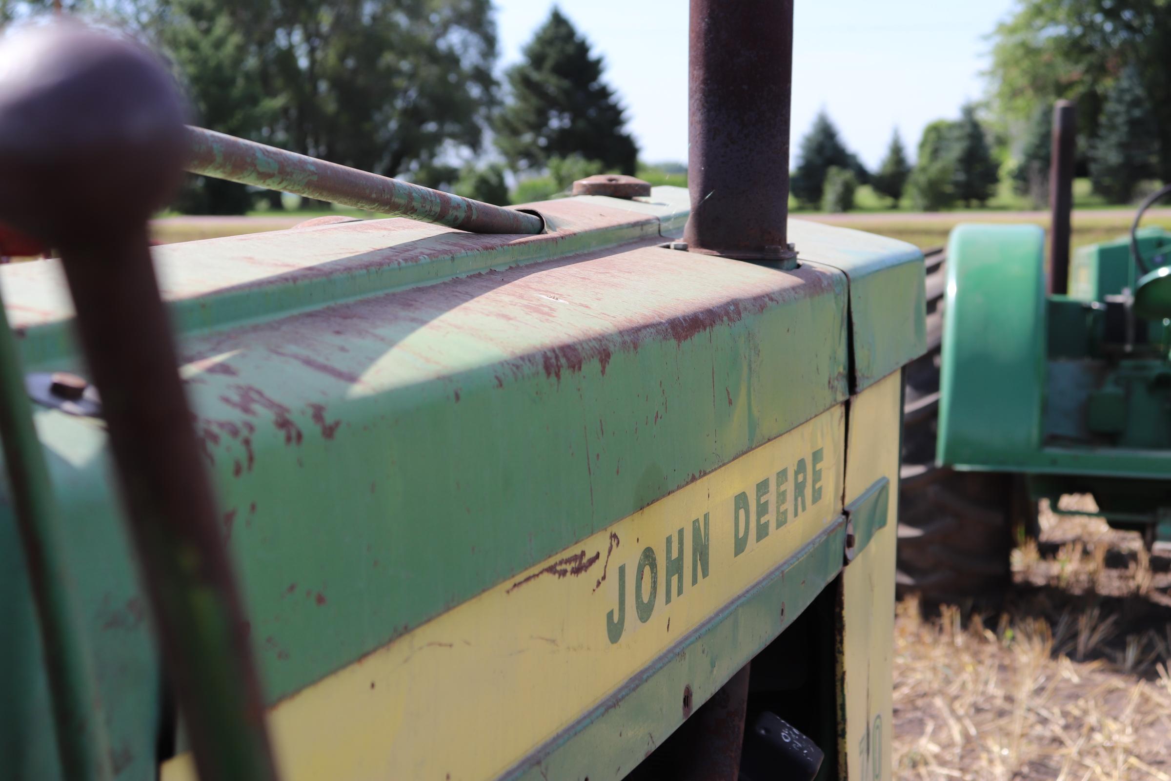 1957 JOHN DEERE 720 GAS, NF,  ROLL-O-MATIC, PTO,