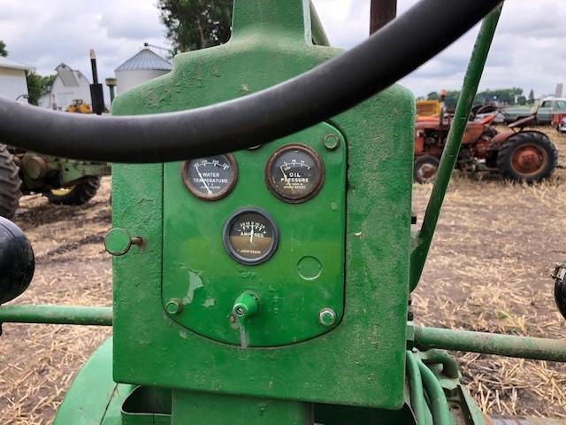 John Deere 70, NF, PS, Roll-O-Matic, 14.9-38,, Power Trol, PTO, Single Hyds, S/N#: 7041121