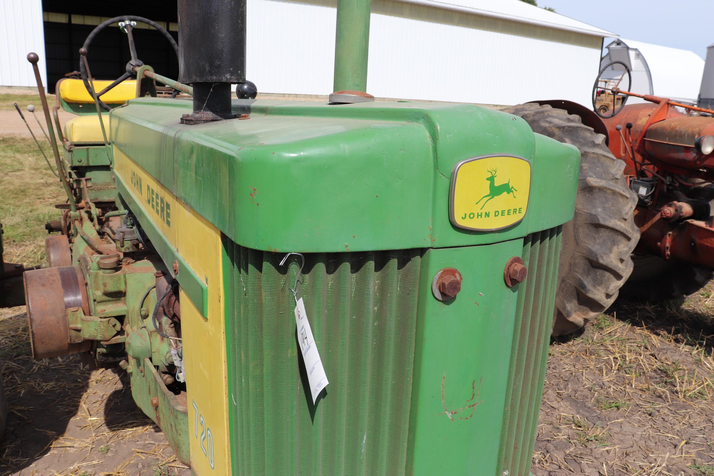 1958 JD 720,GAS, NF, 14.9-38 REARS, WHEEL WEIGHTS,