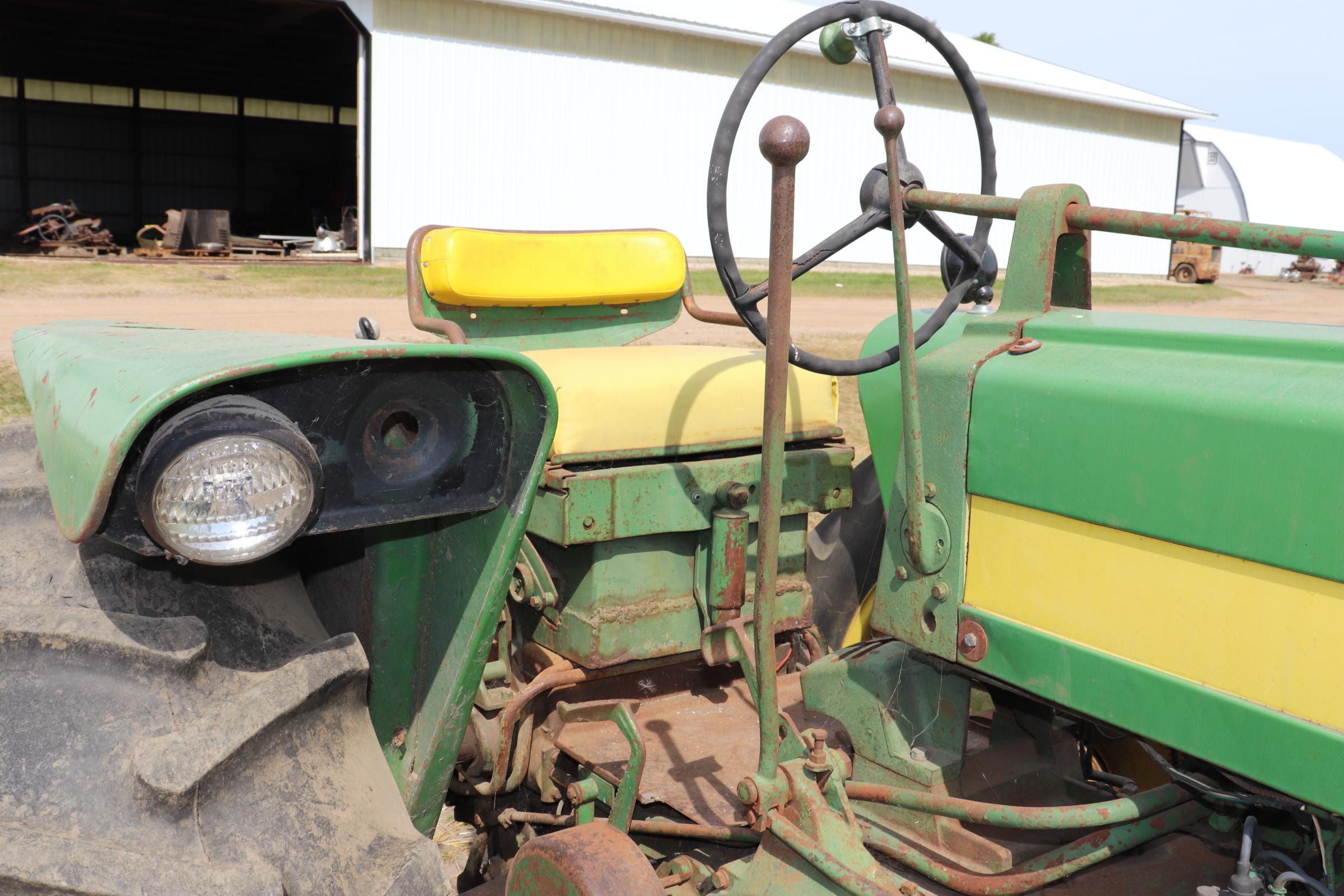 1958 JD 720,GAS, NF, 14.9-38 REARS, WHEEL WEIGHTS,