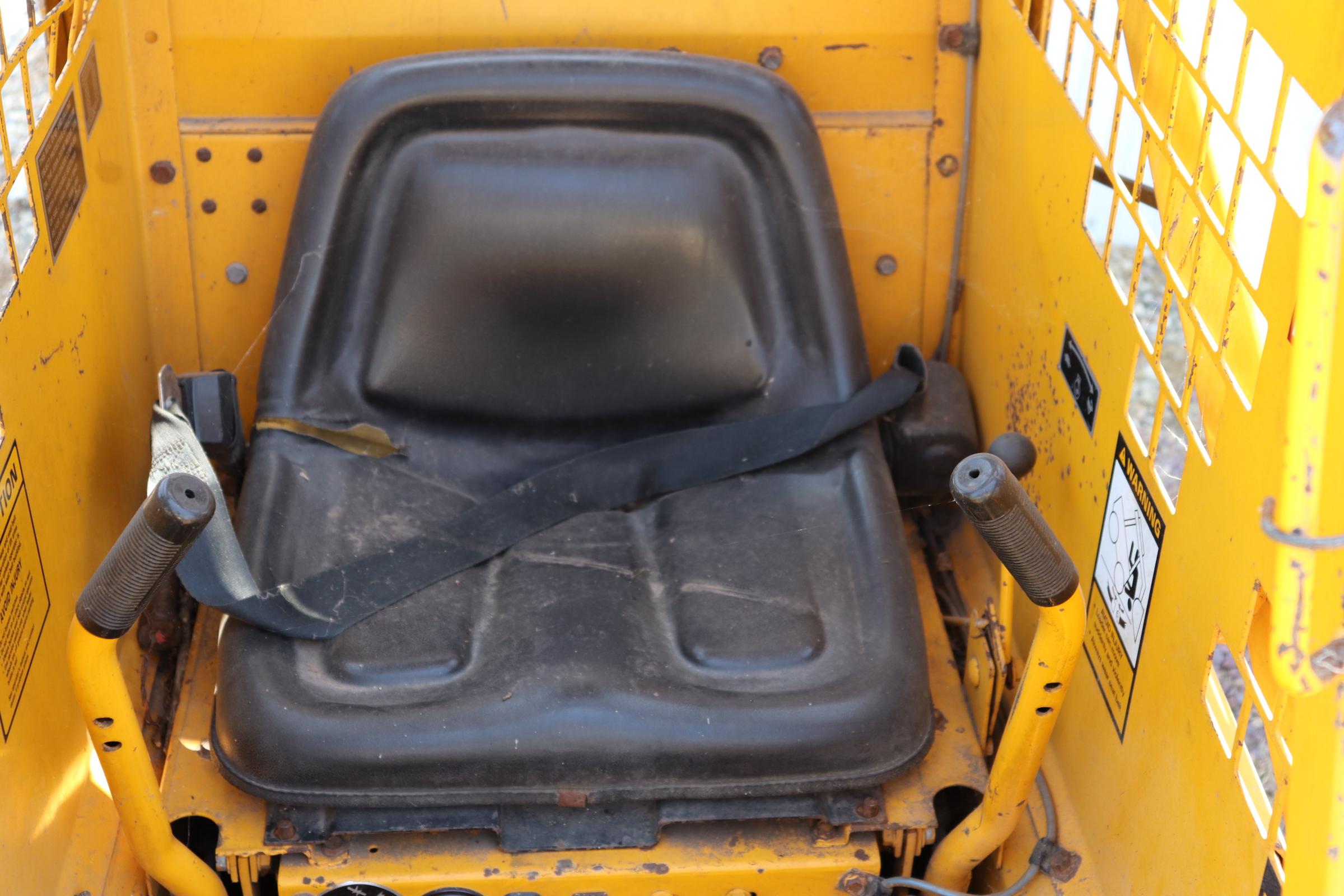 JOHN DEERE 375 SKID LOADER, DSL, OROPS, 23X8.50-