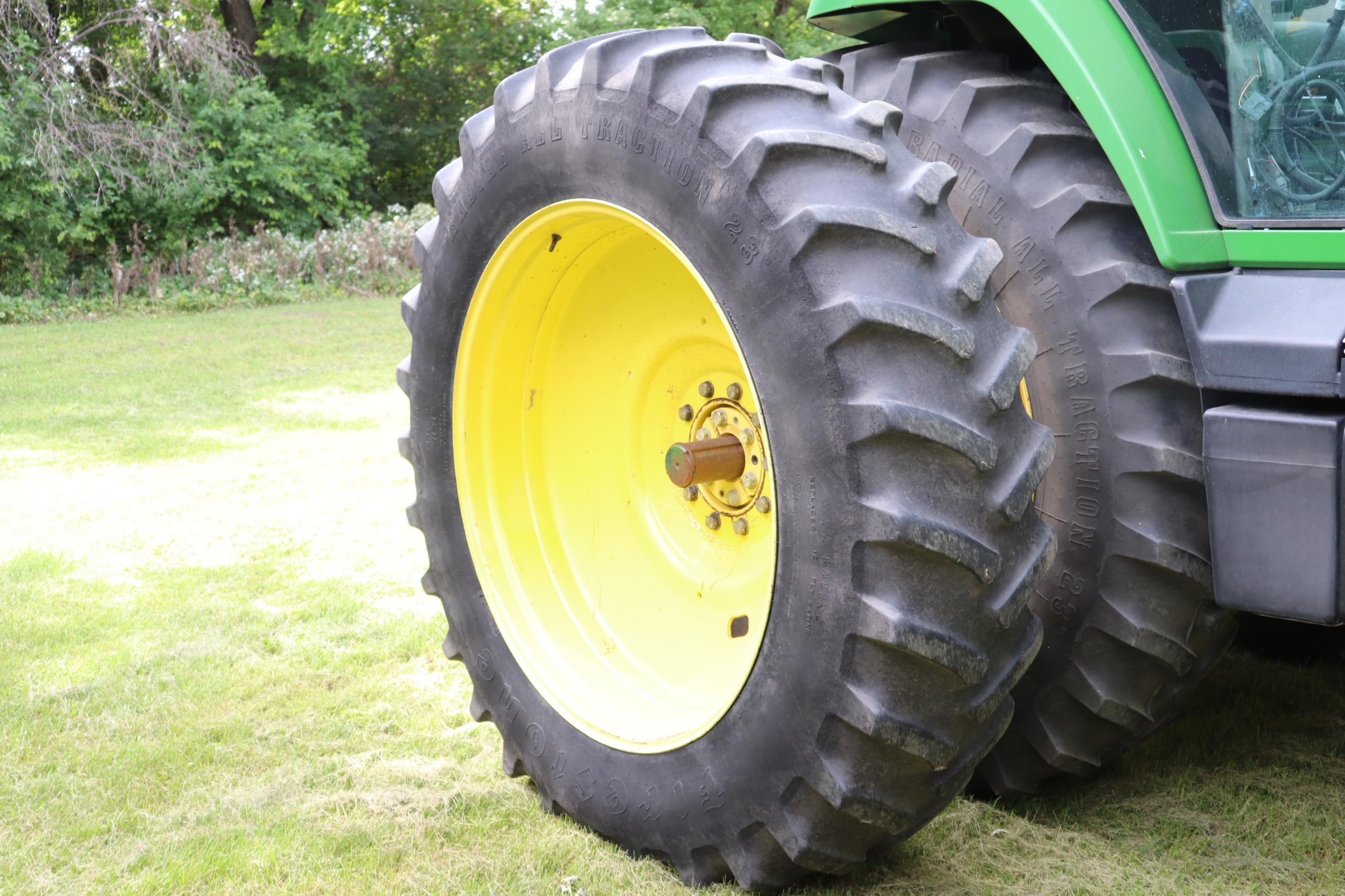 1996 JOHN DEERE 8100 MFWD TRACTOR, POWERSHIFT,