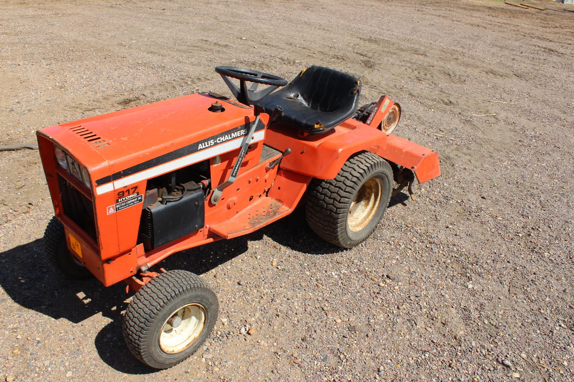 AC 917 LAWN TRACTOR, HYDRO, HYD LIFT,