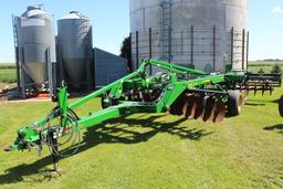 JOHN DEERE 2720 DISC RIPPER, 5 SHANK, 30" ,