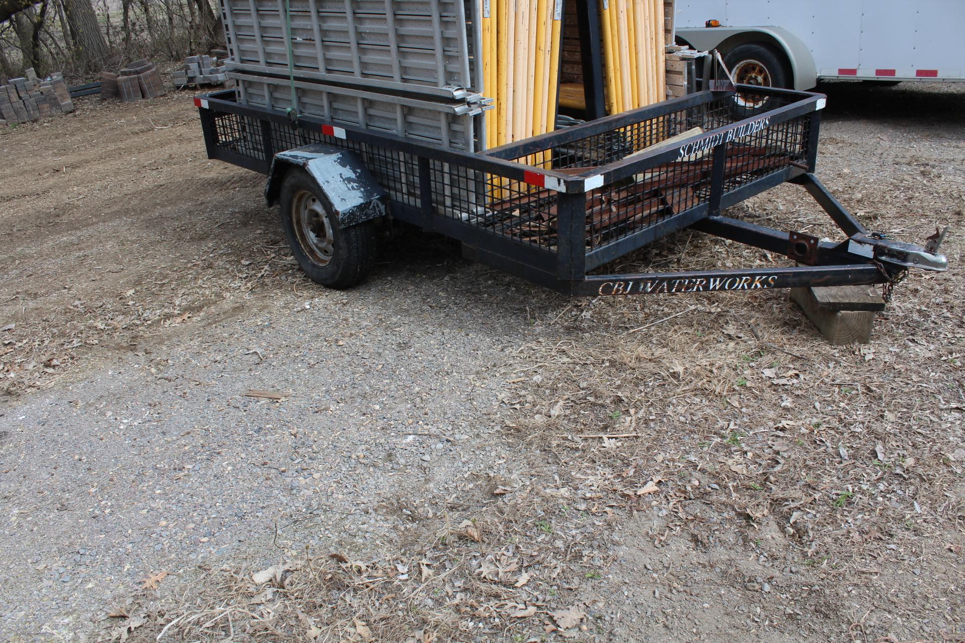 7 1/2' X 10' SINGLE AXLE SCAFFOLDING TRAILER,