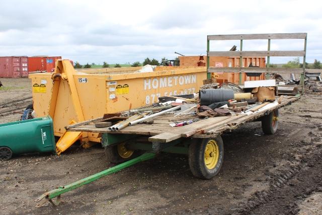 8' x 16' HAY RACK W/JD GEAR