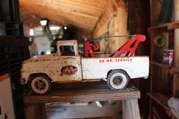 TONKA AA WRECKERTOW TRUCK, HAS PAINT CHIPS &