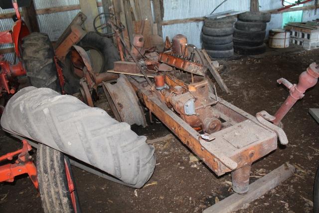 ALLIS-CHALMERS WC TRACTOR FOR PARTS, NOT COMPLETE,