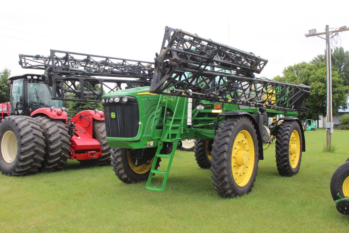 2005 JOHN DEERE 4920 SPRAYER SELF PROPELLED