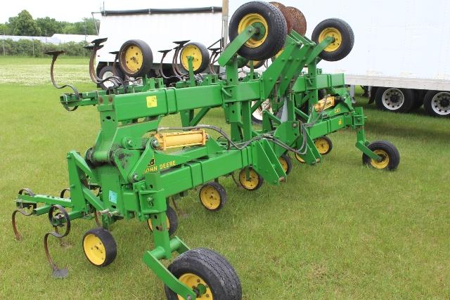 JOHN DEERE 845 12R30" DANISH TINES, ROLLING