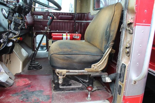 ***1975 IH 4200 TRANSTAR TRUCK, MODEL F4270, 19.5'