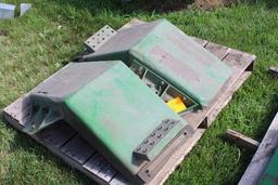 FRONT FENDERS 2 WD TRACTOR