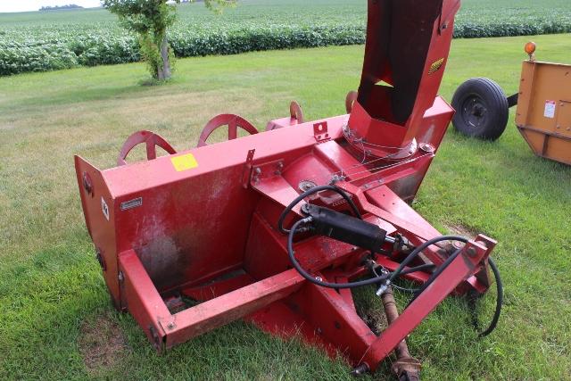 IH 80 7' DOUBLE AUGER 3PT SNOWBLOWER,