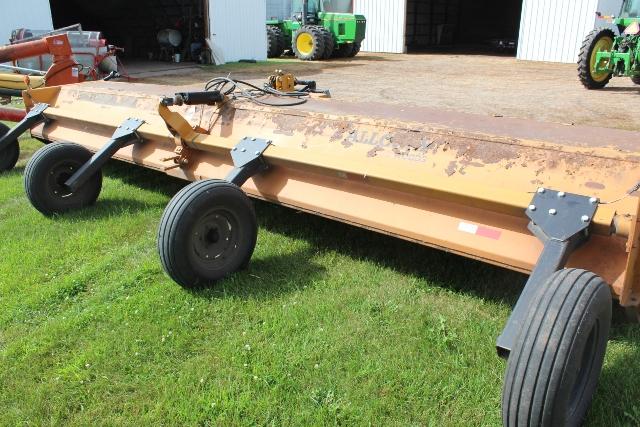 WOODS 22' PULL TYPE OR 3PT STALK CHOPPER,