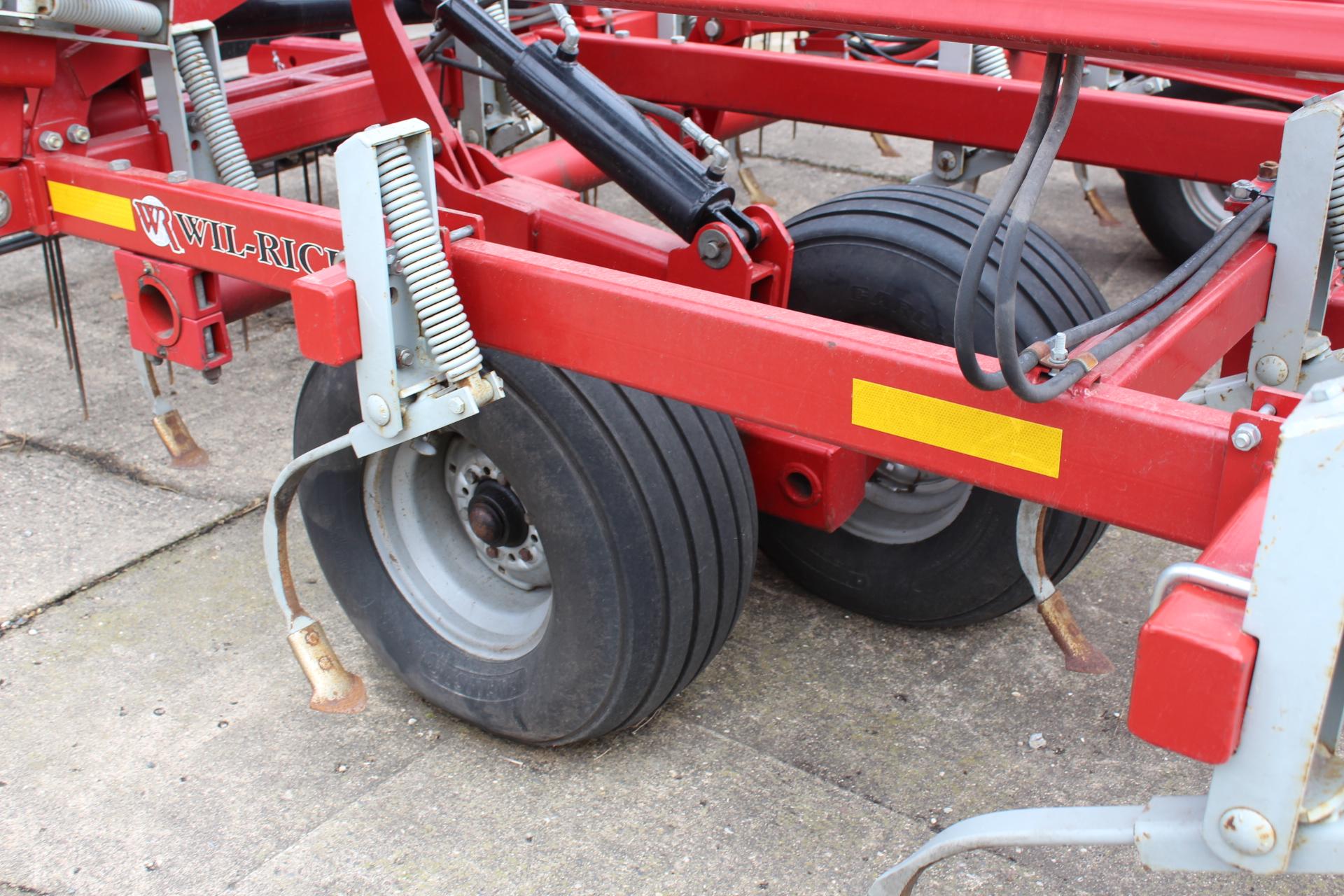 2011 WIL-RICH XL2 34.5' FIELD CULTIVATOR,