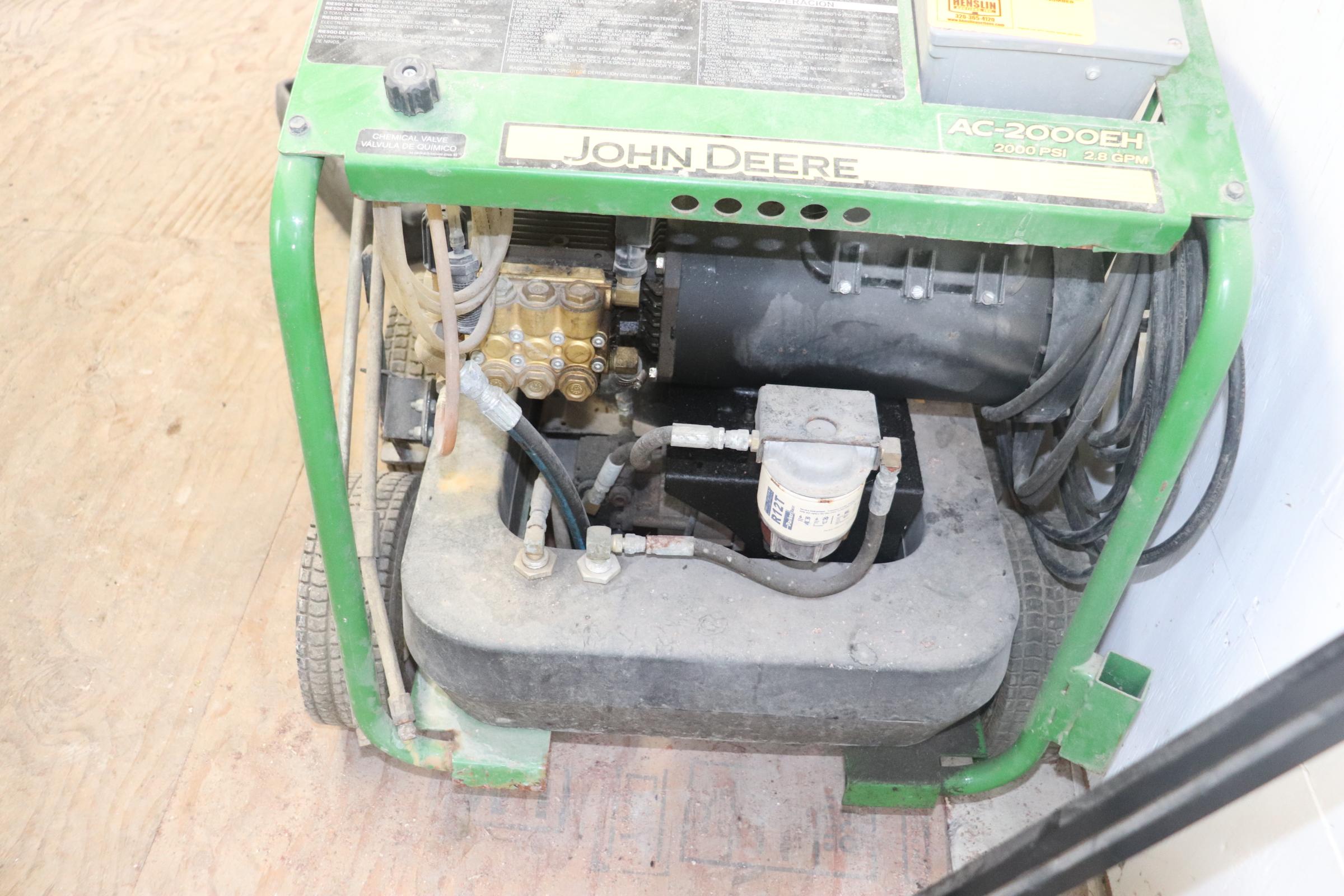 JOHN DEERE AC 2000 EH HOT PRESSURE WASHER,