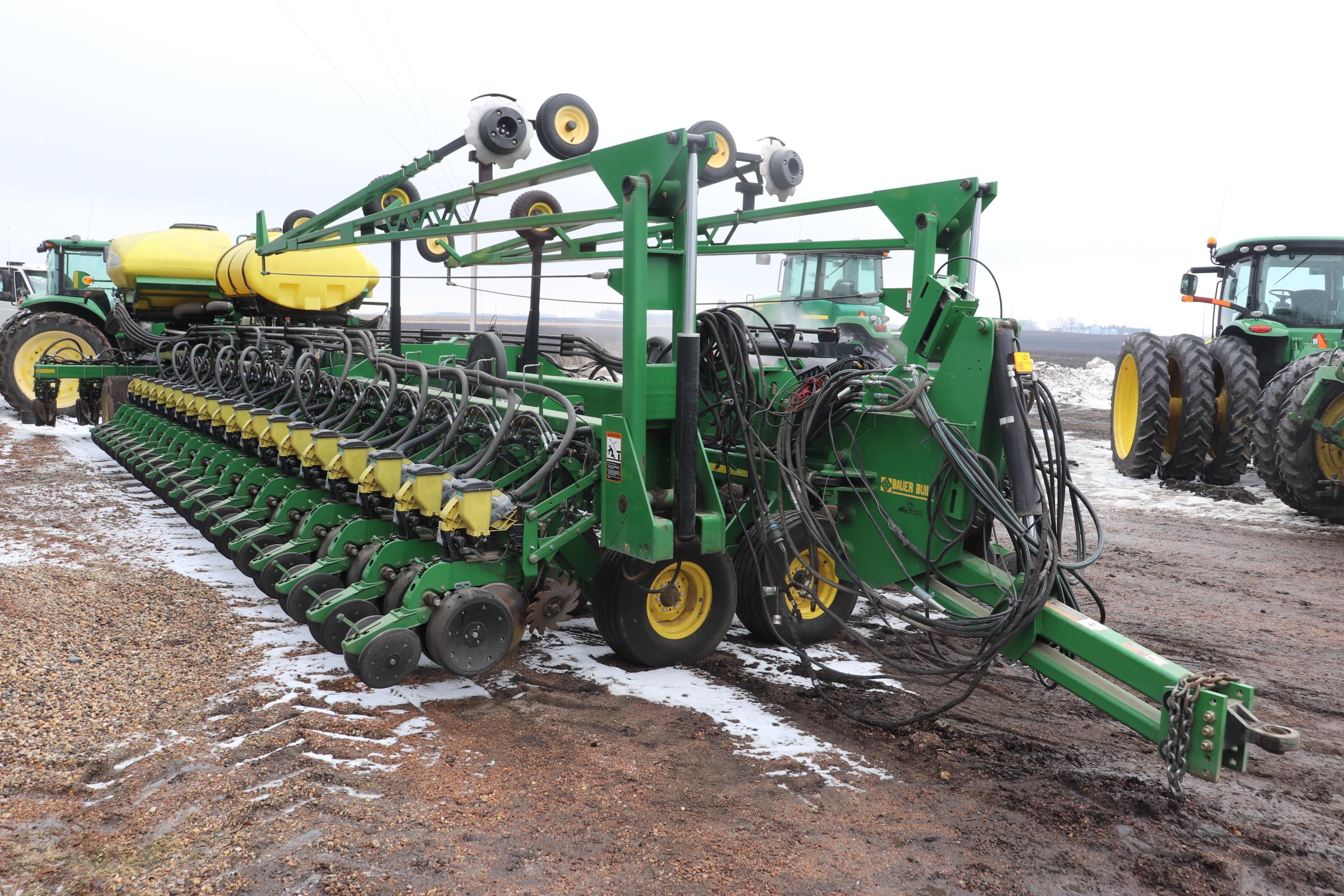 2011 JOHN DEERE DB88 CCS PLANTER, 48R22",