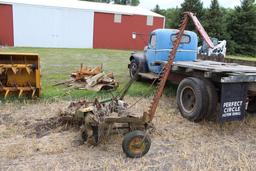 John Deere #5 Sickle Mower, mounting bracket