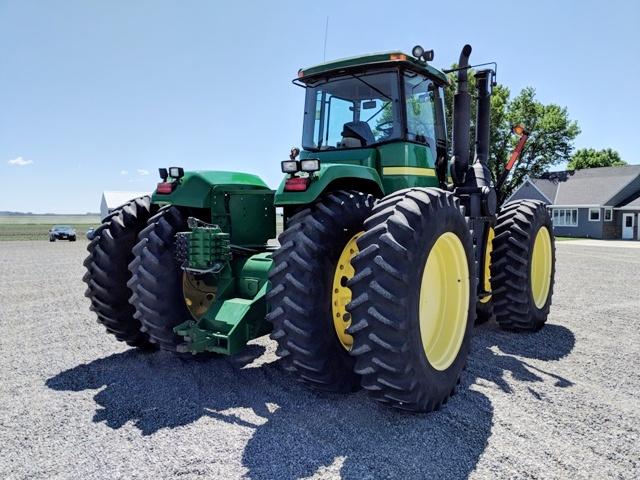 JOHN DEERE 9100 4 WD, 24 SPEED, 4 HYD,