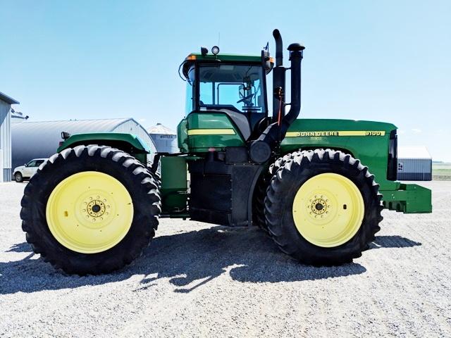 JOHN DEERE 9100 4 WD, 24 SPEED, 4 HYD,