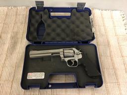 SMITH & WESSON 357 MAGNUM 6 SHOT REVOLVER,