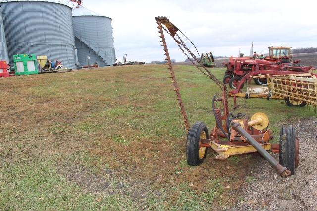 TRAILER TYPE SICKLE MOWER, APPROX 7' BAR, TIRES NEED REPAIR