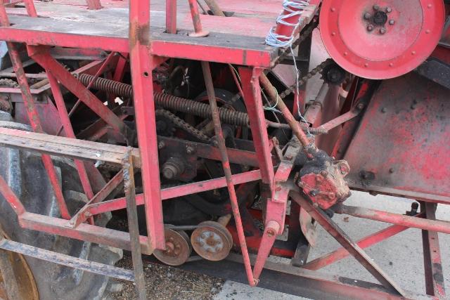 MASSEY HARRIS SP 2R36" CORN PICKER, HAS NOT RAN IN YEARS