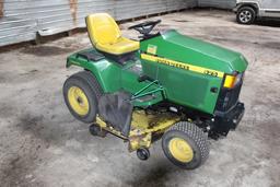 JOHN DEERE 425 ALL WHEEL STEER LAWN TRACTOR,