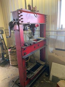 LEMPCO 400A HYD PRESS, 60 TON