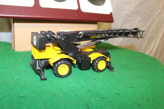 1/50 P & H CRANE, NO BOX