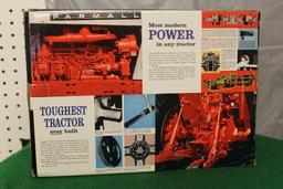 1/16 FARMALL 806, PRECISION KEY SERIES 4, THERE IS A KEY, NO WEIGHTS, BOX HAS WEAR