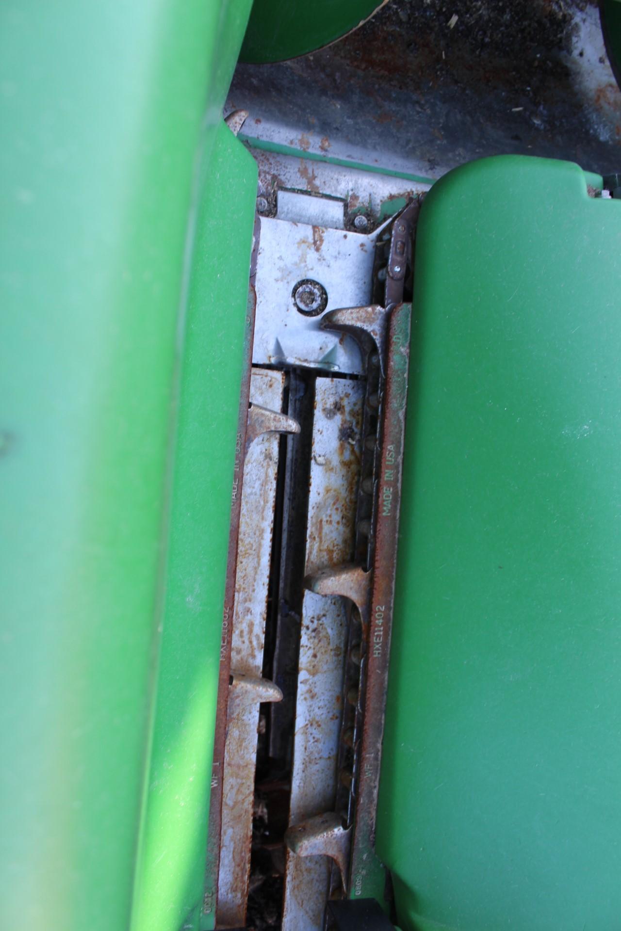 2009 JOHN DEERE 608C STALK MASTER CHOPPING