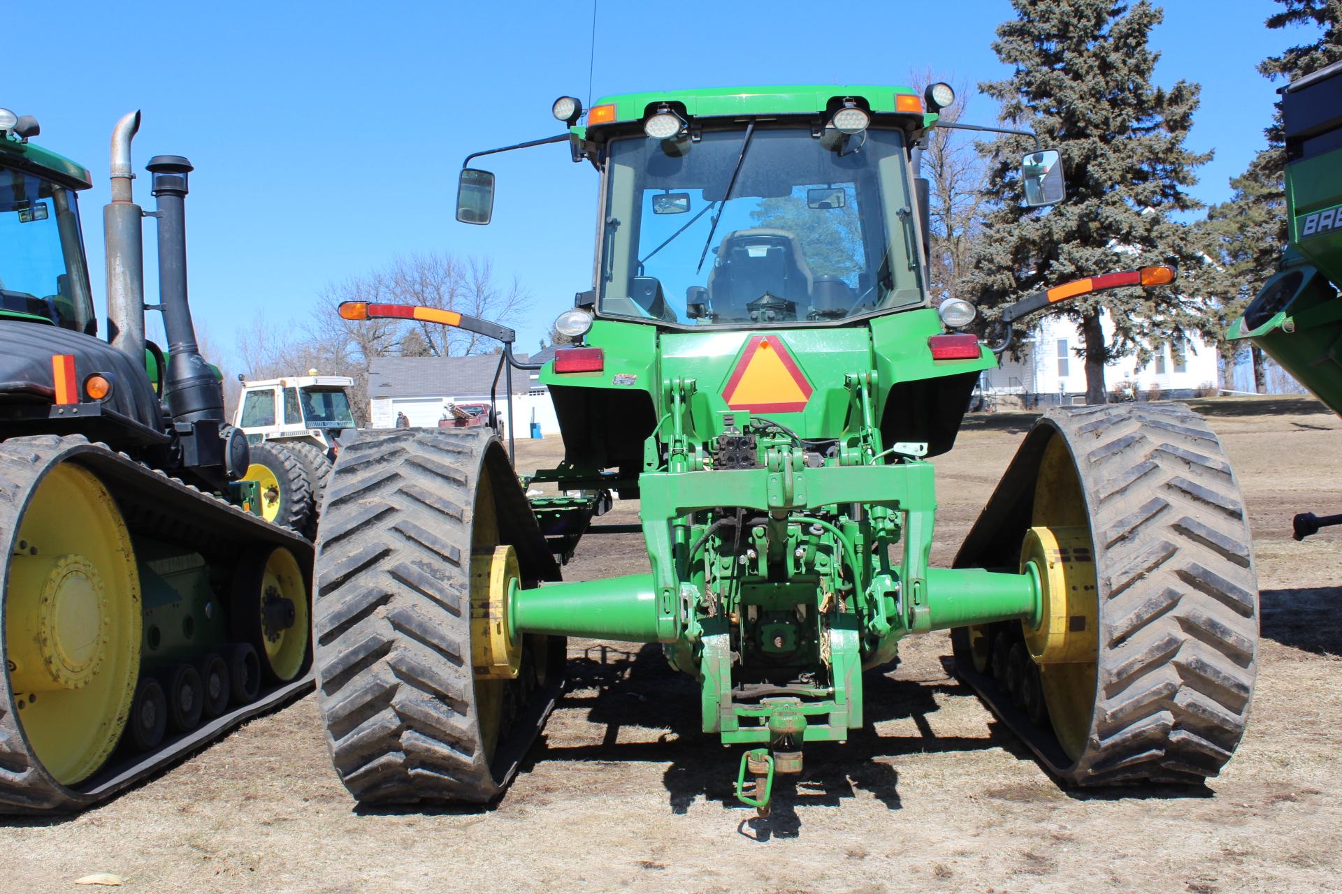 2003 JOHN DEERE 8520T TRACK TRACTOR, POWER SHIFT,