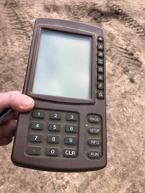 JOHN DEERE BROWN BOX MOBILE PROCESSOR, AUTO TRAC KEY CARD, PART # PF80425,