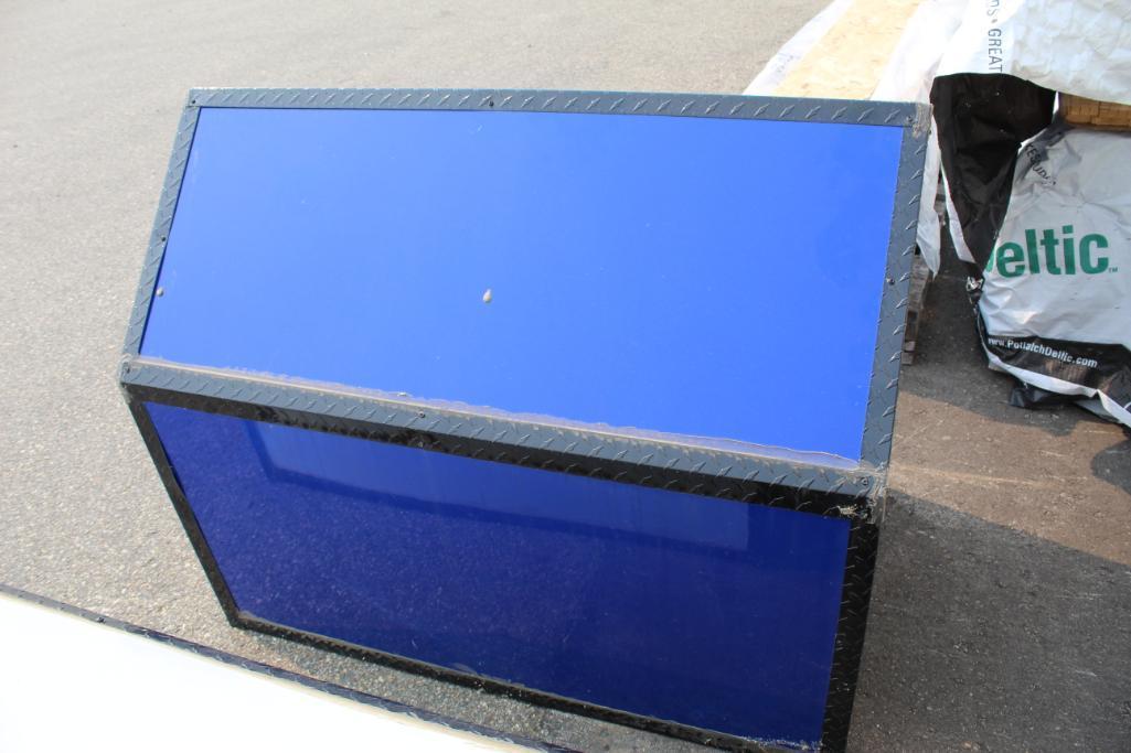 BRAND NEW 4' LONG X 30" WIDE BLUE & BLACK DOG HOUSE, TAX