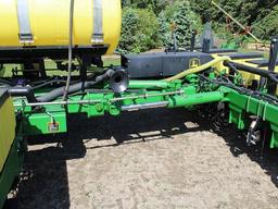 John Deere 1770 MaxEmerge Plus Front Fold Vacuum Planter, 24R30", 3BU Poly Boxes, 500 Gal Fert Tank