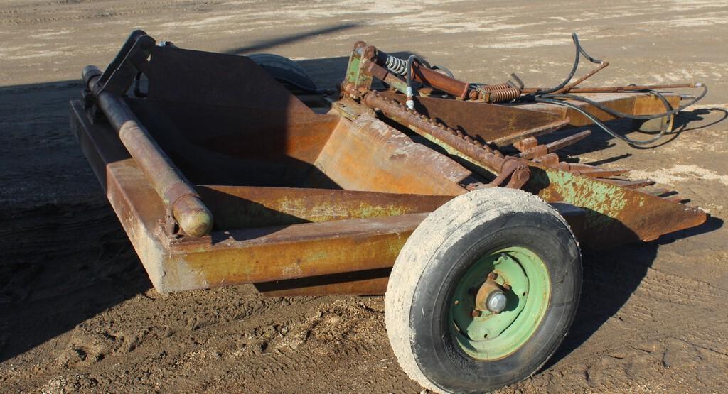 CROWN 400 ROCK PICKER, FORK STYLE, TAX OR SIGN