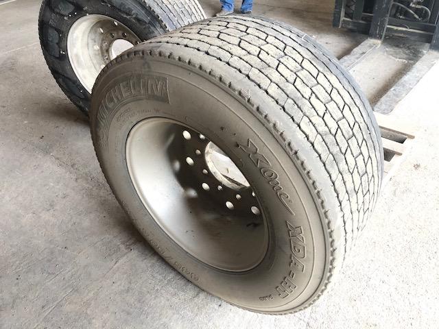 MICHELIN X ONE XDA 445/50R22.5 WIDE BASE