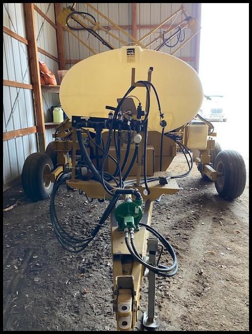 1999 Ag Chem 750 Gal Sprayer w/ 60' Hyd Boom, 750 Poly Tank, Hyd Pump,