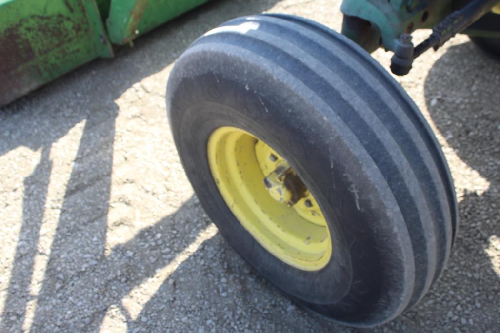 1968 John Deere 4020 Tractor, 8 Spd Power Shift with JD 158 Loader, 7' bucket,