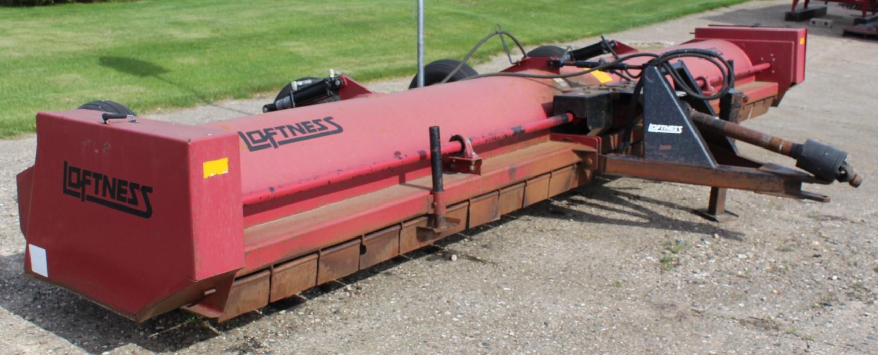 Loftness Stalk Chopper, 20’, PT, (4) Wheels, 1-3/8” 1000 PTO, Hyd Cyls,