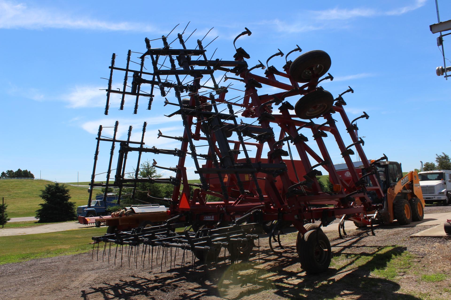 CaseIH 4300 Field Cultivator, Approx 32’, 59 Shanks, Flexi-Coil 4 Bar Harrow,