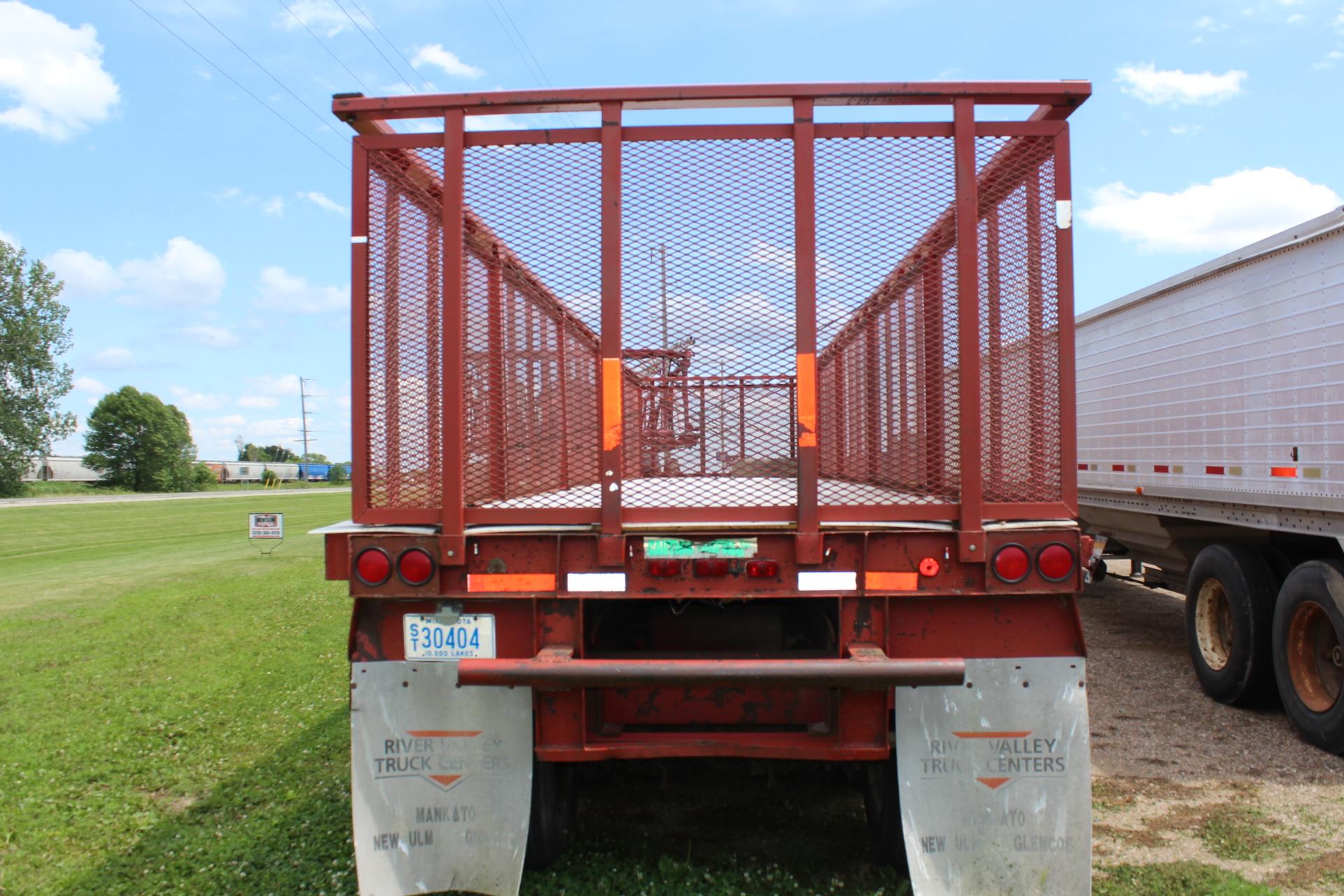 1979 Trail Mobile Side Dump Sugar Beet Trailer, 39’, Air Latch, Spring Ride