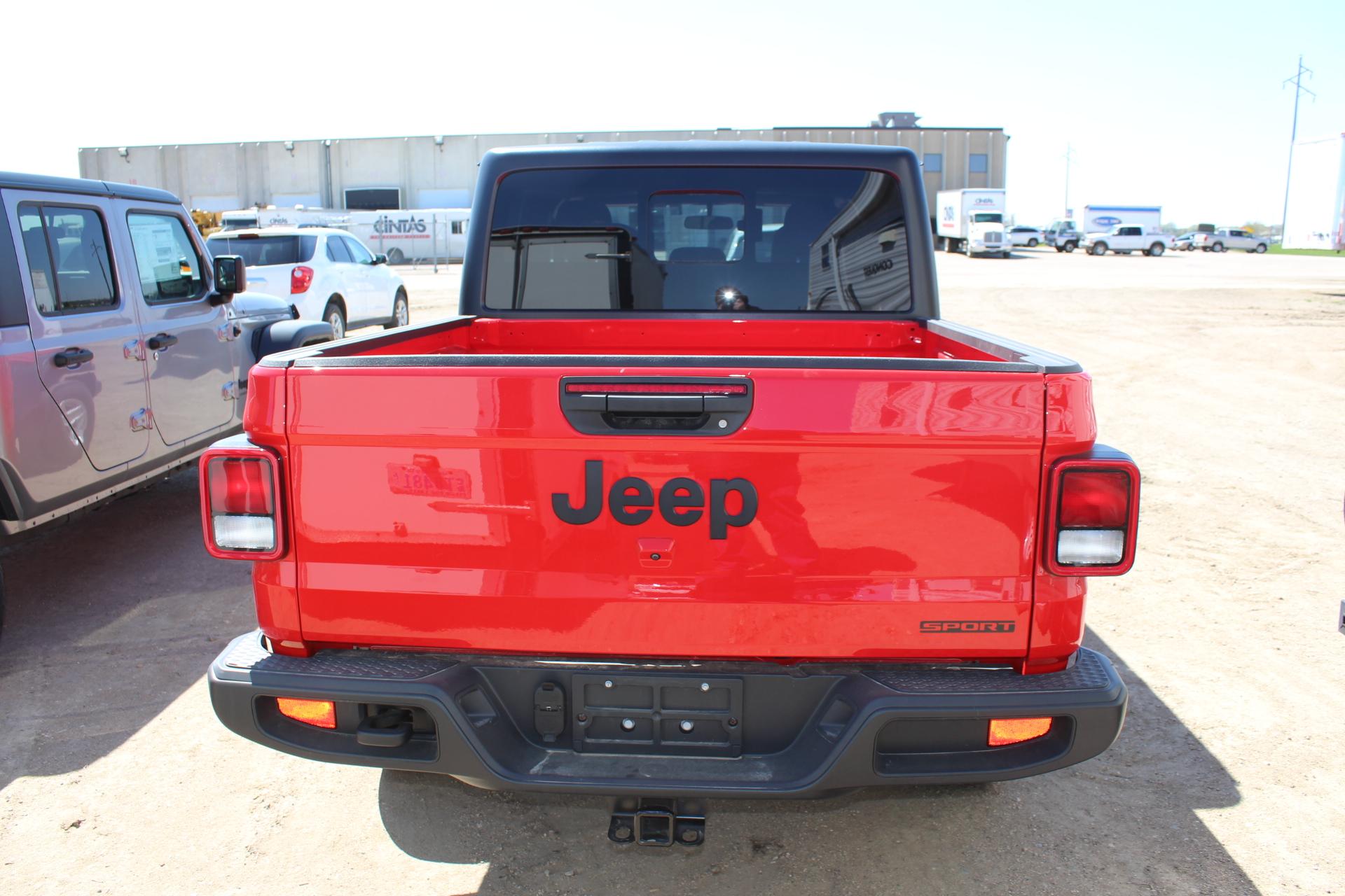 2020 Jeep Gladiator Sport 4x4, Trail Rated, Package 24S, Firecracker Red,