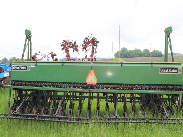 Great Plains Solid Stand 20’ Mounted Press Drill, Markers, (4) Track Scratc