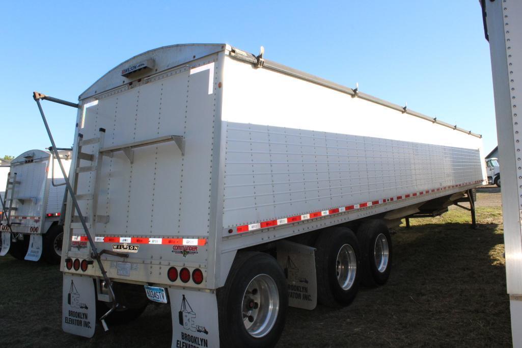 *** 2015 Wilson Commander Hopper Trailer, 3 Axle, 50' x 72" Sides, DWH-550C, 2 Speed Traps,