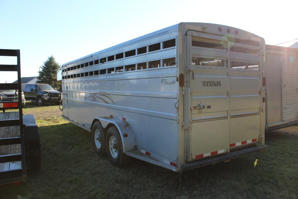 *** 2008 Titan 5th Wheel Livestock Trailer Tandem Axle, 7000# Axles, Steel, 83"x24'