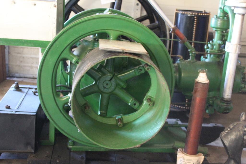 Mogul 4HP Horizontal Gas Engine, Restored, Mag,